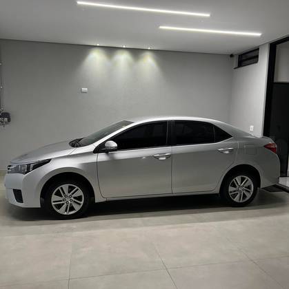 TOYOTA COROLLA 1.8 GLI 16V FLEX 4P AUTOMÁTICO TOYOTA COROLLA 1.8 GLI 16V FLEX 4P AUTOMÁTICO